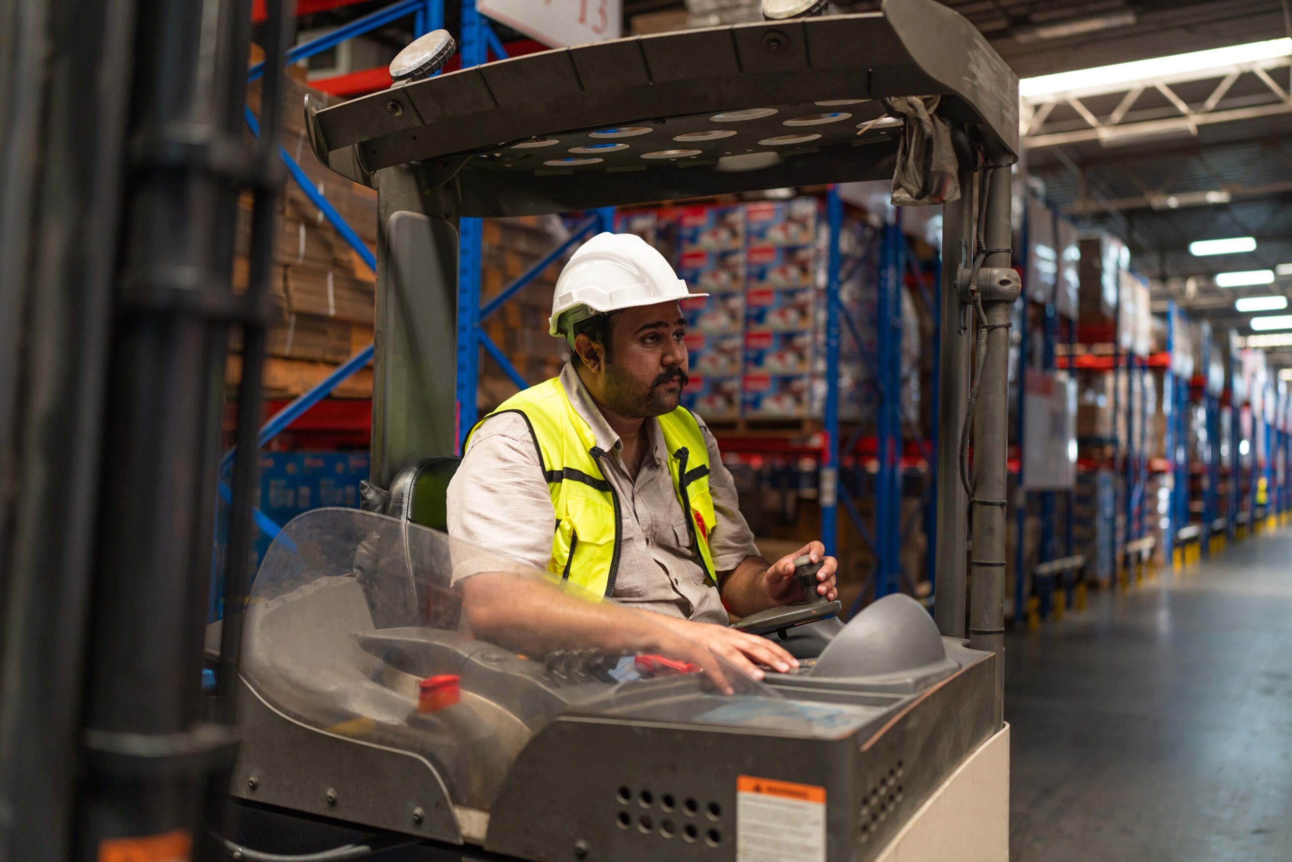 Forklift Operator in Columbus, OH Warehouse