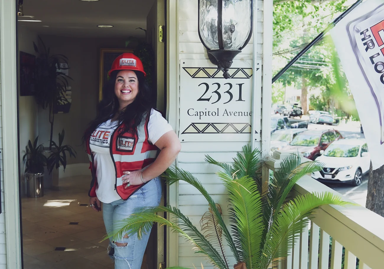 Elisabeth Welcome to Elite HRL 1